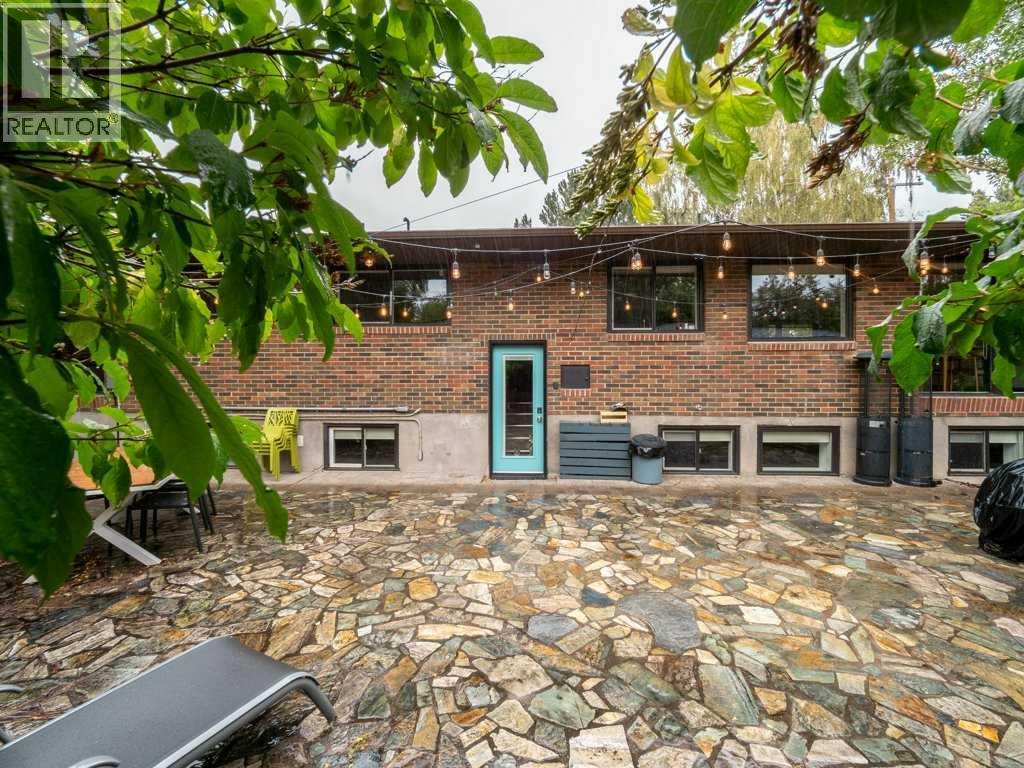 Single Family House Bungalow for Sale in   Avenue S Victoria Park Lethbridge 
