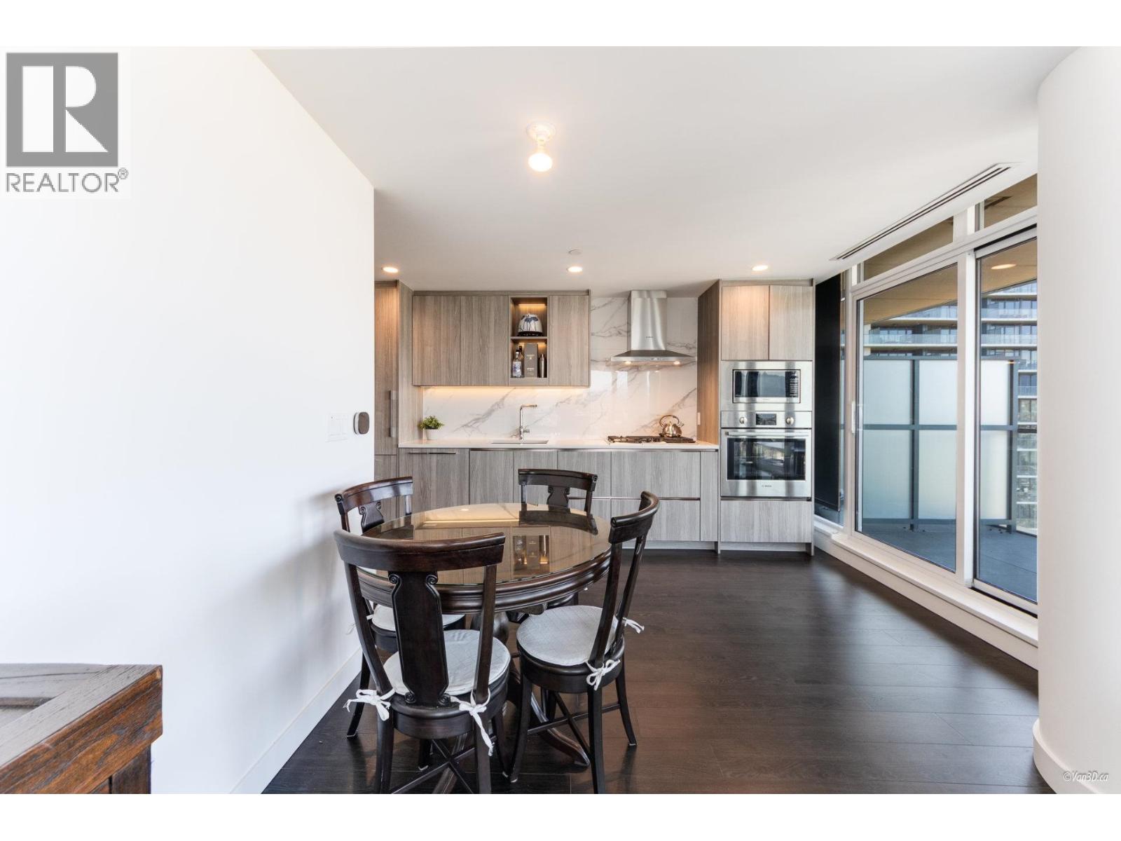 Photo 10 of 3307 4890 Lougheed Highway, Burnaby BC