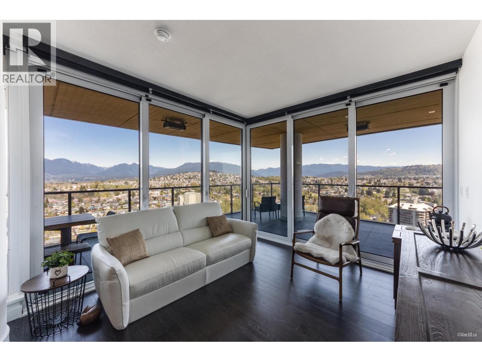 Photo 9 of 3307 4890 Lougheed Highway, Burnaby BC