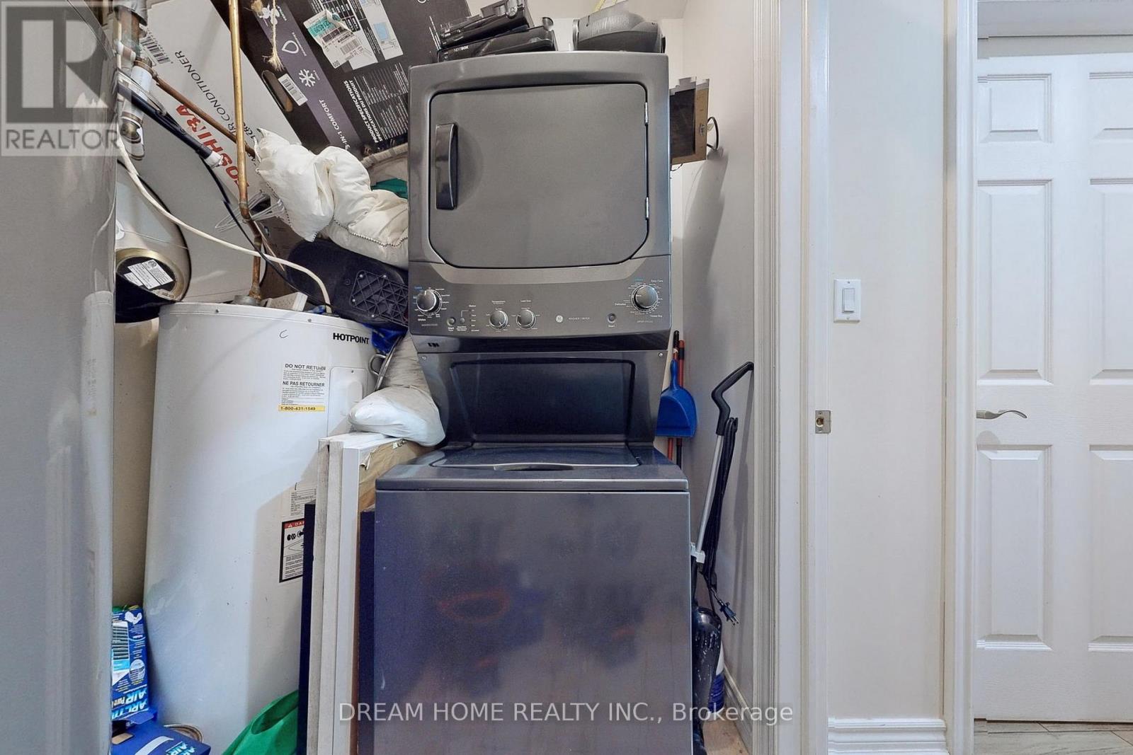 Photo 14 of Apt C 61 Cameron Street, Toronto ON