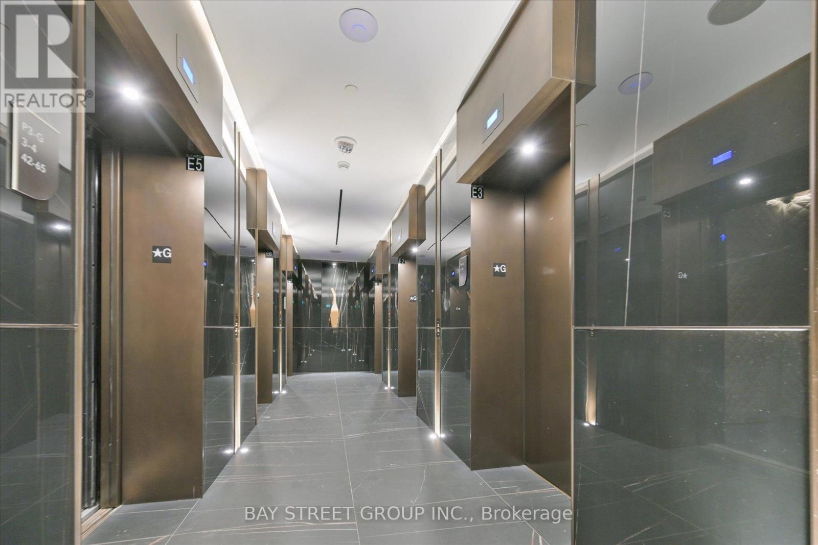 Photo 29 of 1712 11 Yorkville Avenue, Toronto ON