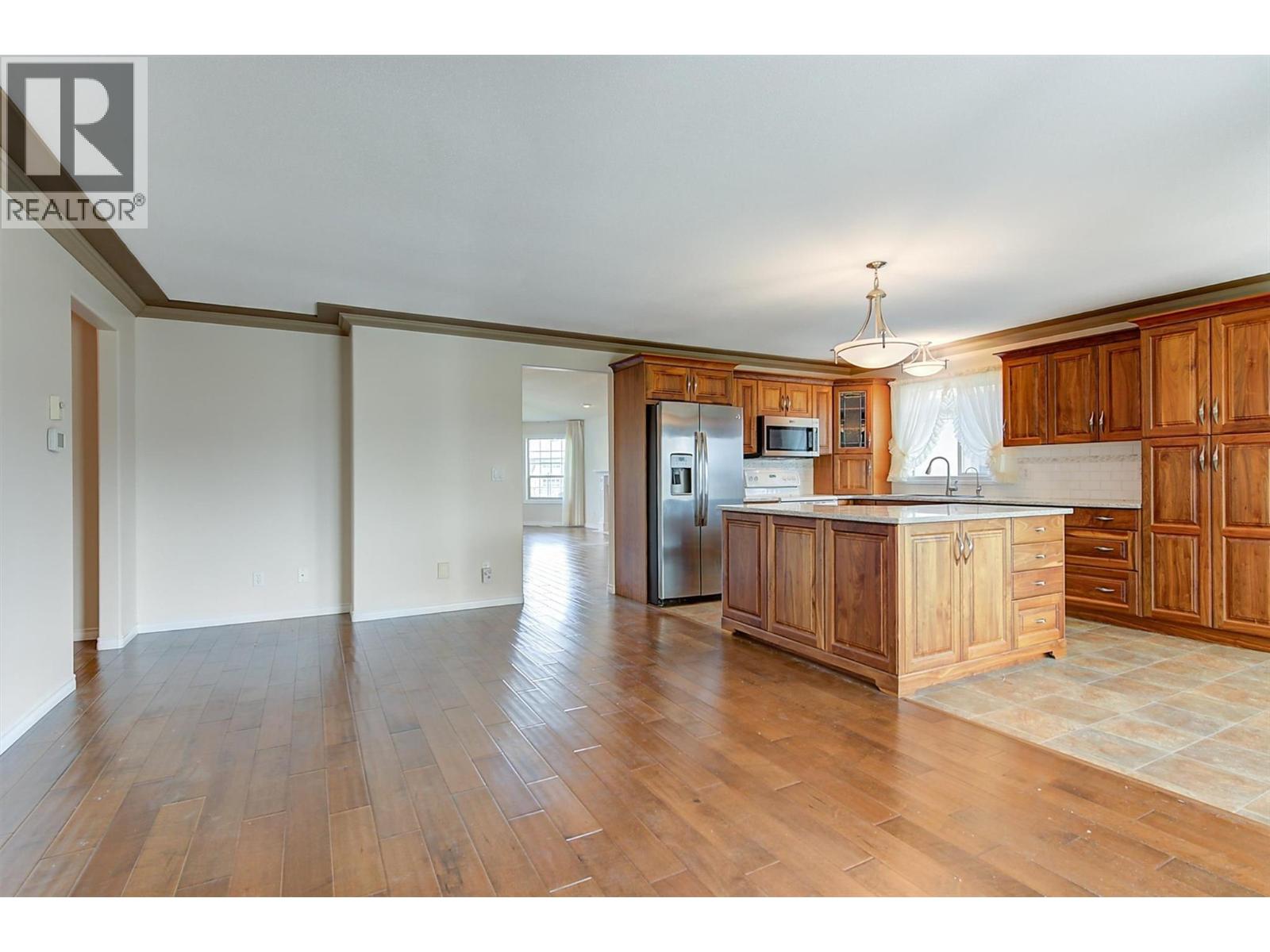 Photo 19 of 595 Yates Road Unit 313, Kelowna BC