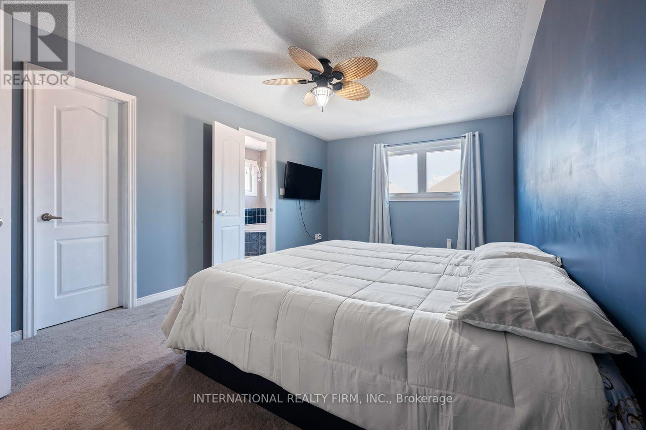Photo 14 of 440 Jay Crescent, Orangeville ON