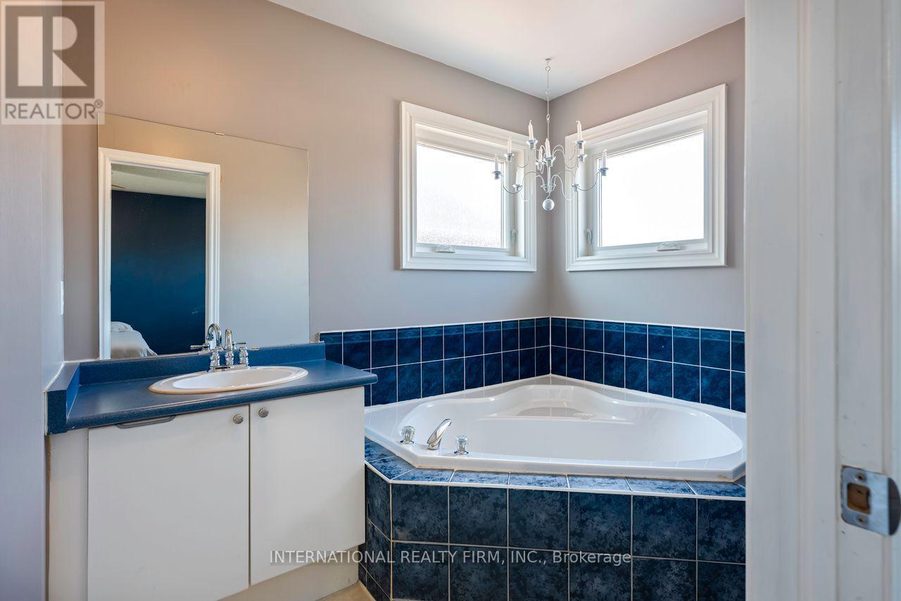 Photo 15 of 440 Jay Crescent, Orangeville ON