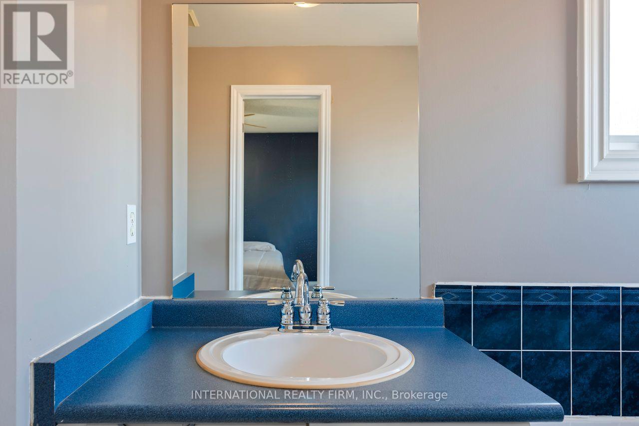 Photo 17 of 440 Jay Crescent, Orangeville ON