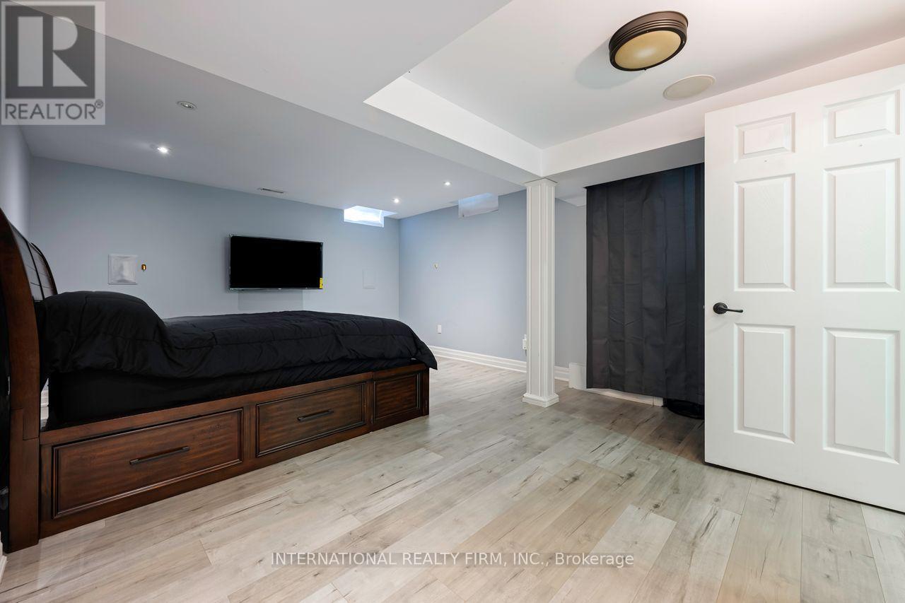 Photo 23 of 440 Jay Crescent, Orangeville ON