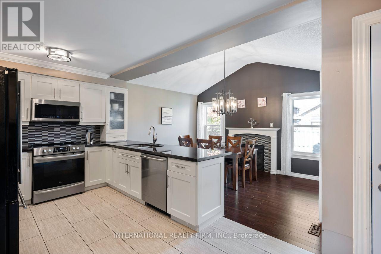 Photo 9 of 440 Jay Crescent, Orangeville ON
