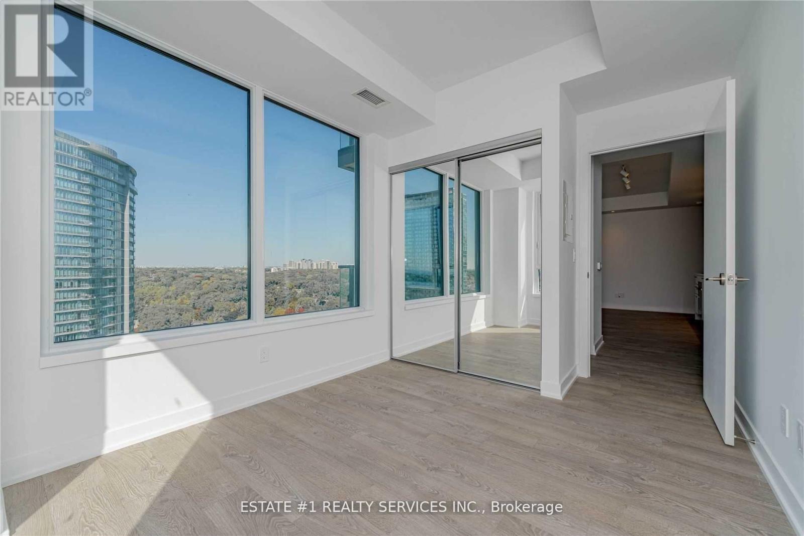 Photo 18 of 2116 1928 Lakeshore Boulevard, Toronto ON