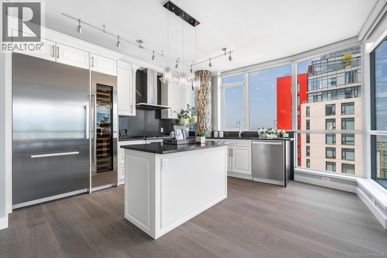Photo 6 of 3501 1189 Melville Street, Vancouver BC