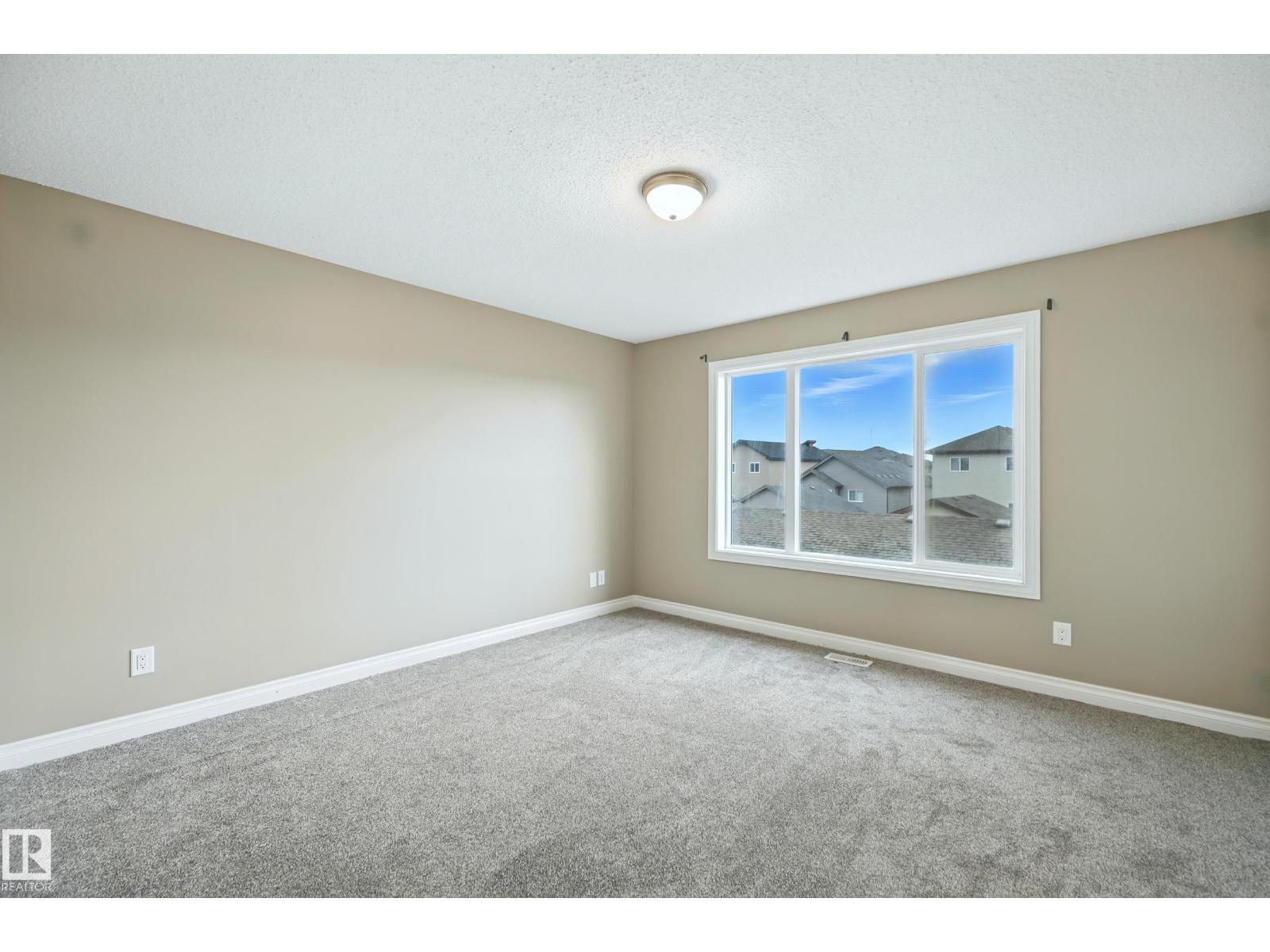 Photo 24 of 8163 Chapelle Wy Sw, Edmonton AB