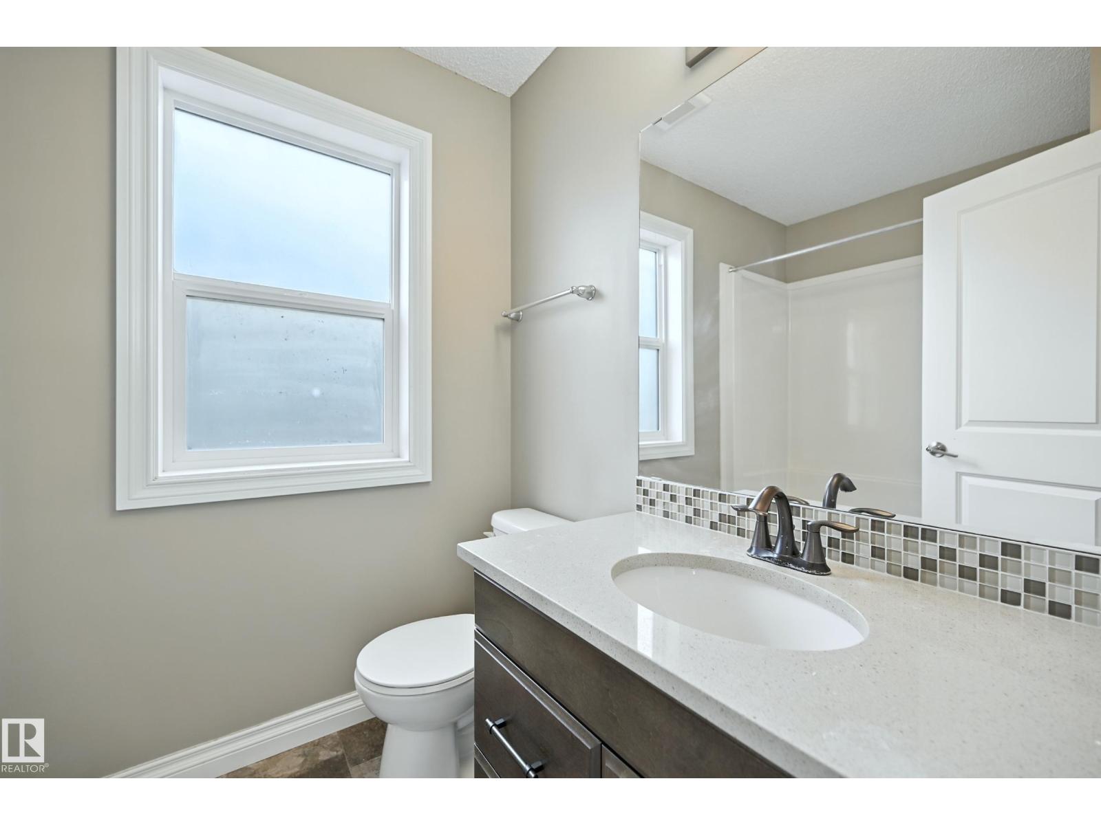 Photo 9 of 8163 Chapelle Wy Sw, Edmonton AB