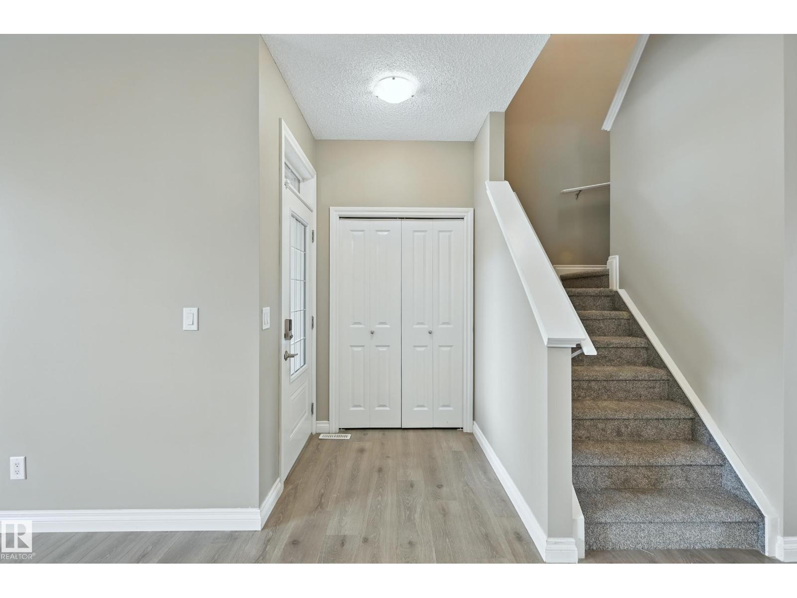 Photo 30 of 8163 Chapelle Wy Sw, Edmonton AB