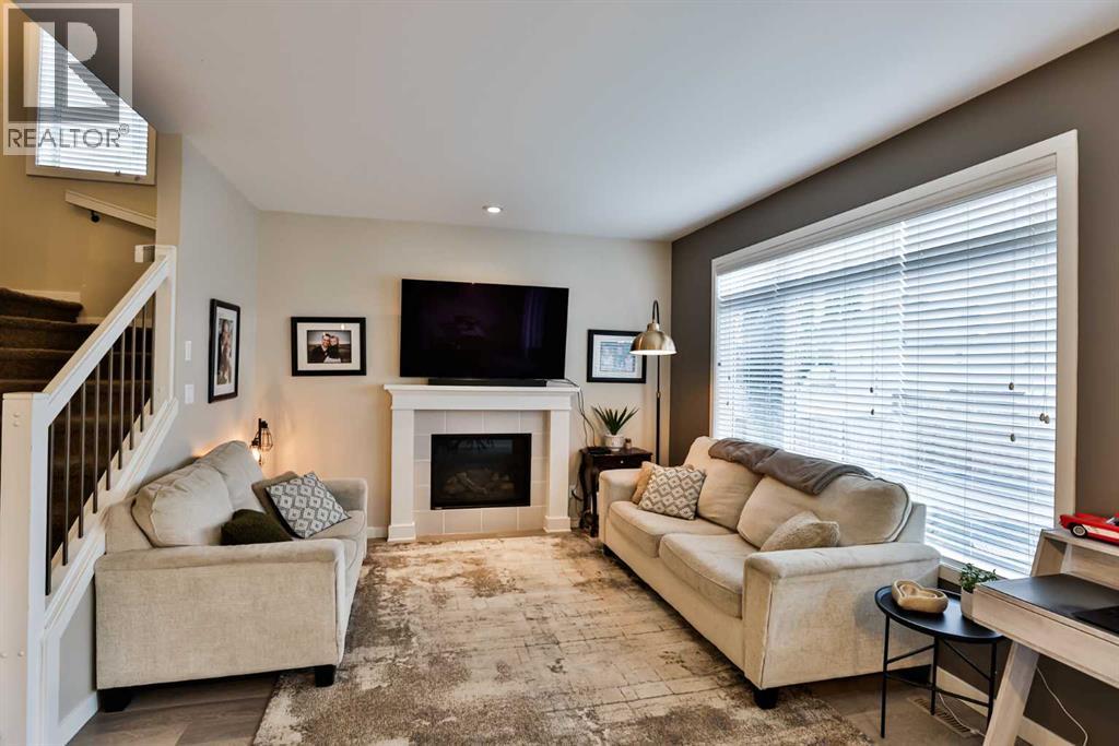 Single Family House for Sale in  Mt Sundance Landing W Sunridge Lethbridge 