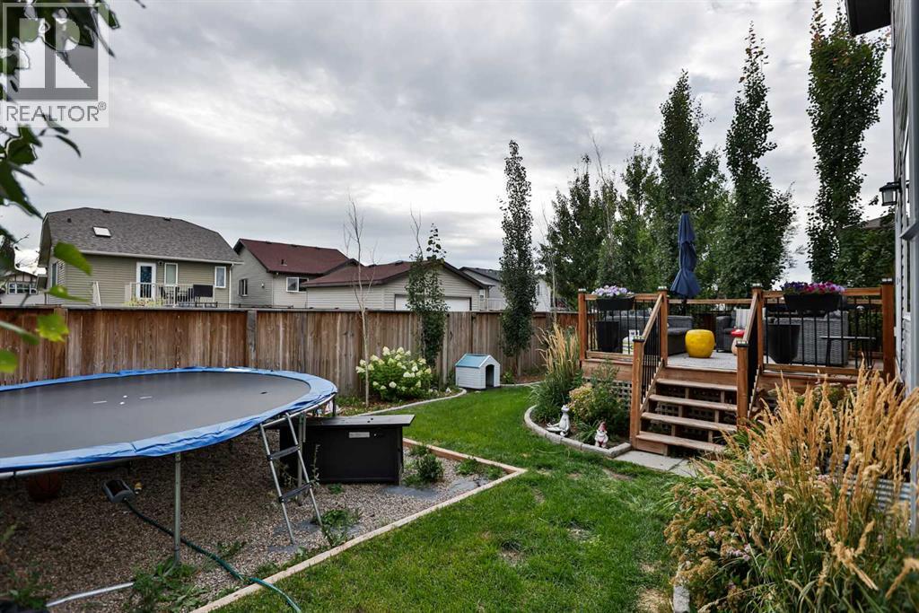 Single Family House for Sale in  Mt Sundance Landing W Sunridge Lethbridge 