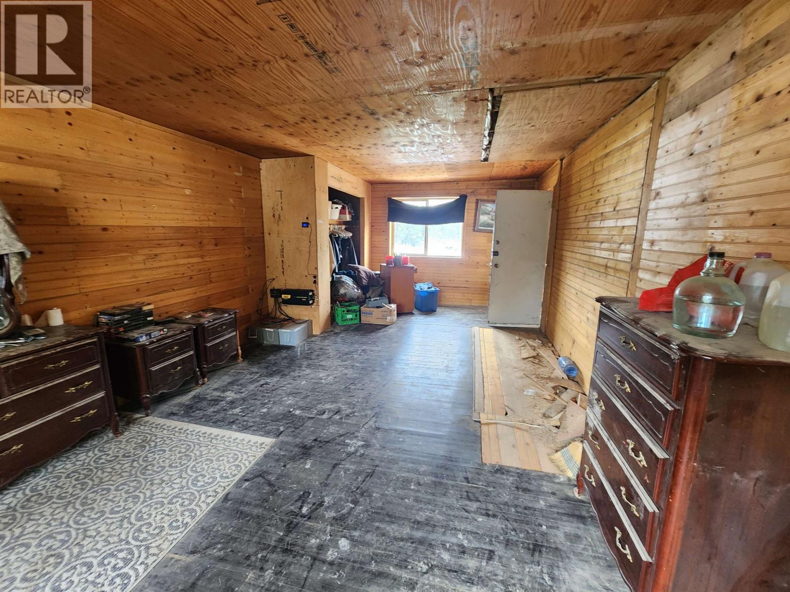 Photo 8 of 30450 Hart Highway, Prince George BC