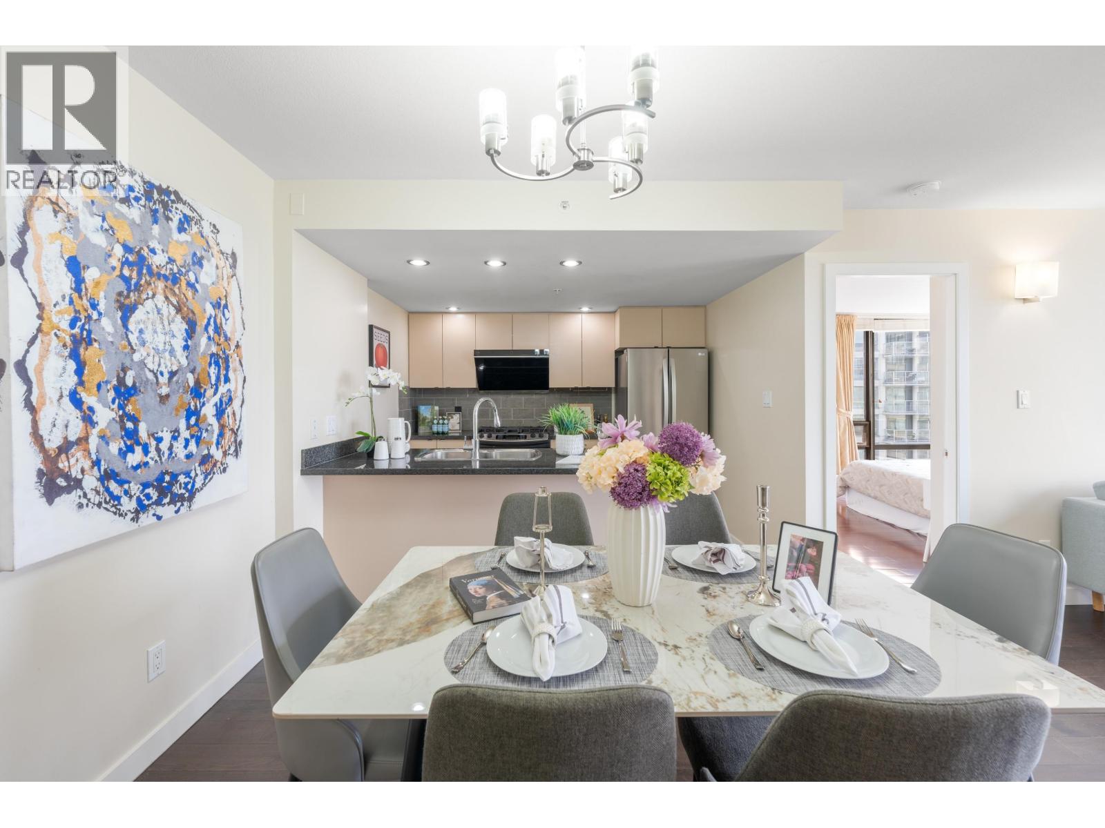 Photo 10 of 1501 9133 Hemlock Drive, Richmond BC