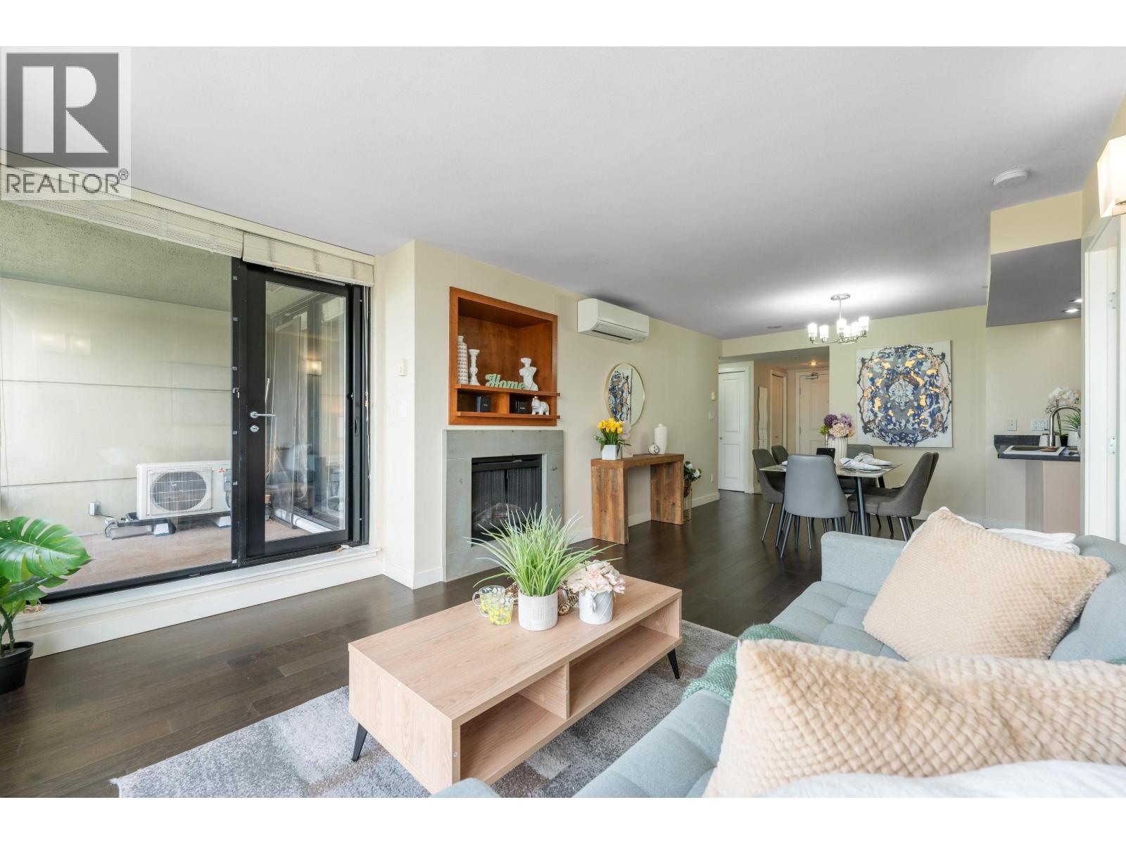 Photo 5 of 1501 9133 Hemlock Drive, Richmond BC