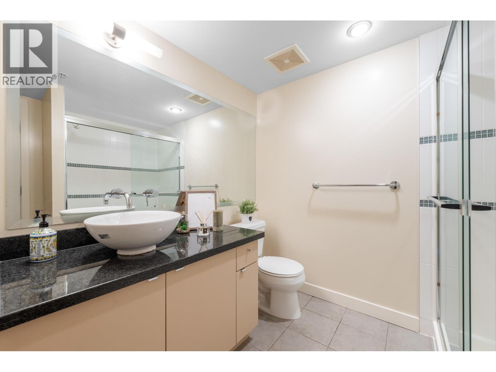 Photo 25 of 1501 9133 Hemlock Drive, Richmond BC