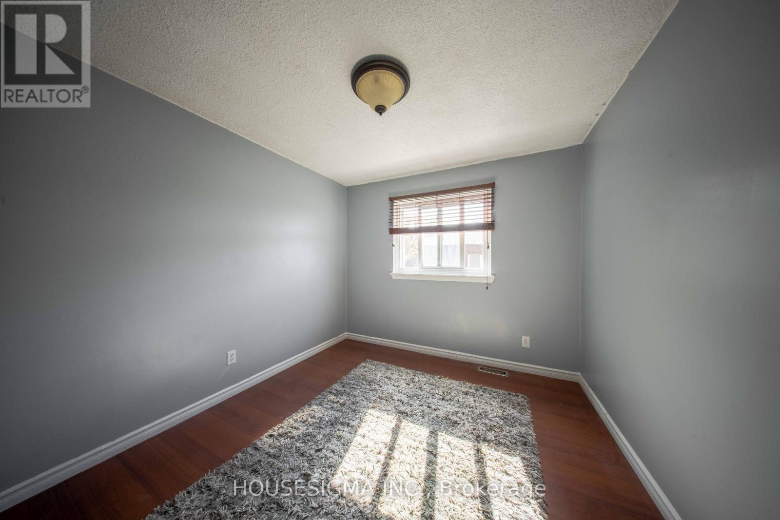 Photo 20 of 82 321 Blackthorn Street, Oshawa ON