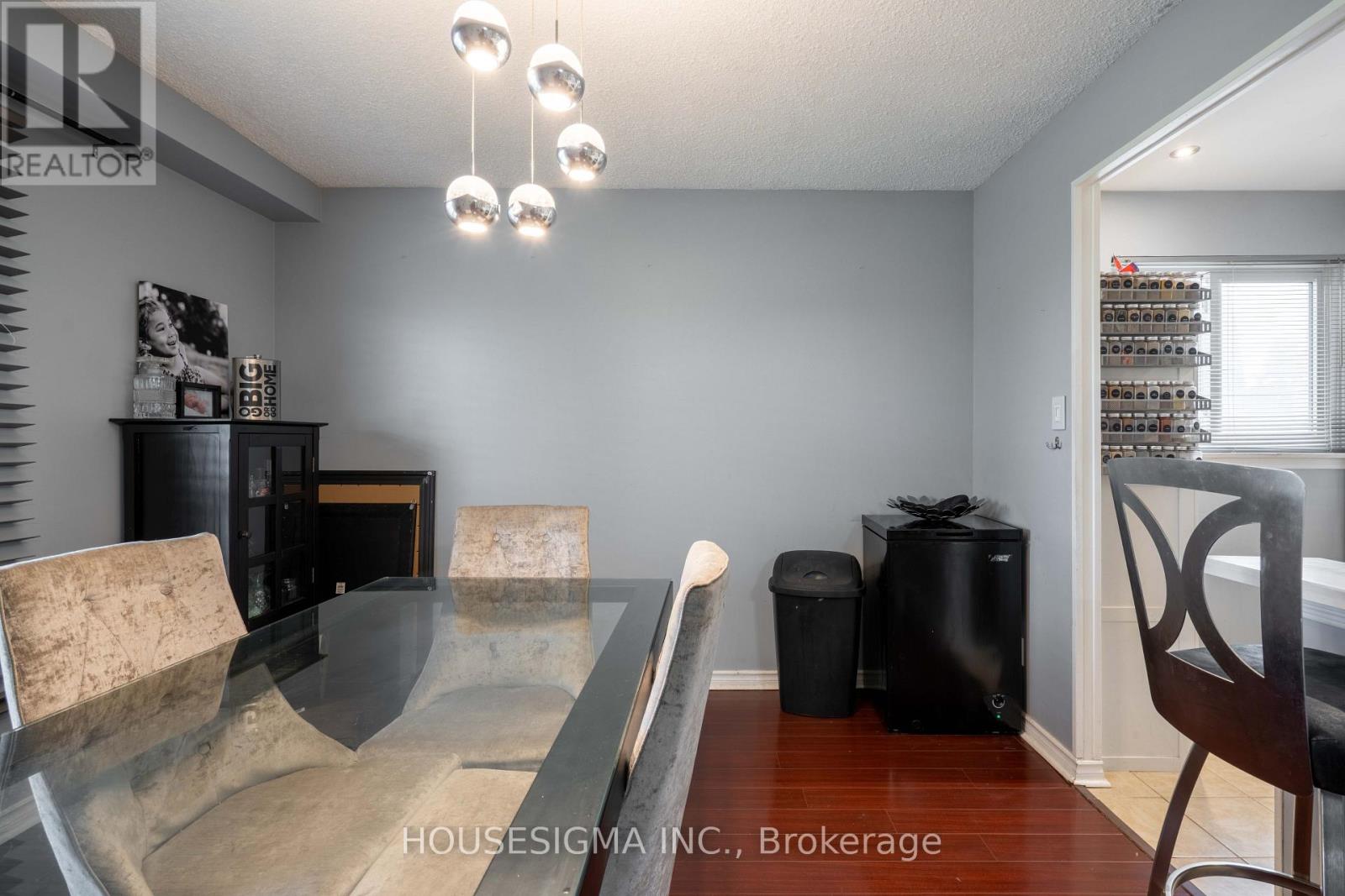Photo 9 of 82 321 Blackthorn Street, Oshawa ON