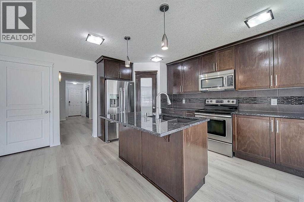Photo 14 of 106 Sage Meadows Way Nw, Calgary AB