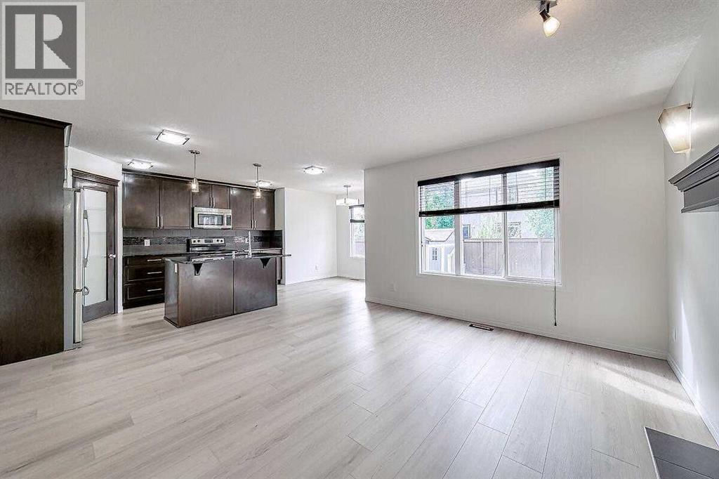 Photo 11 of 106 Sage Meadows Way Nw, Calgary AB