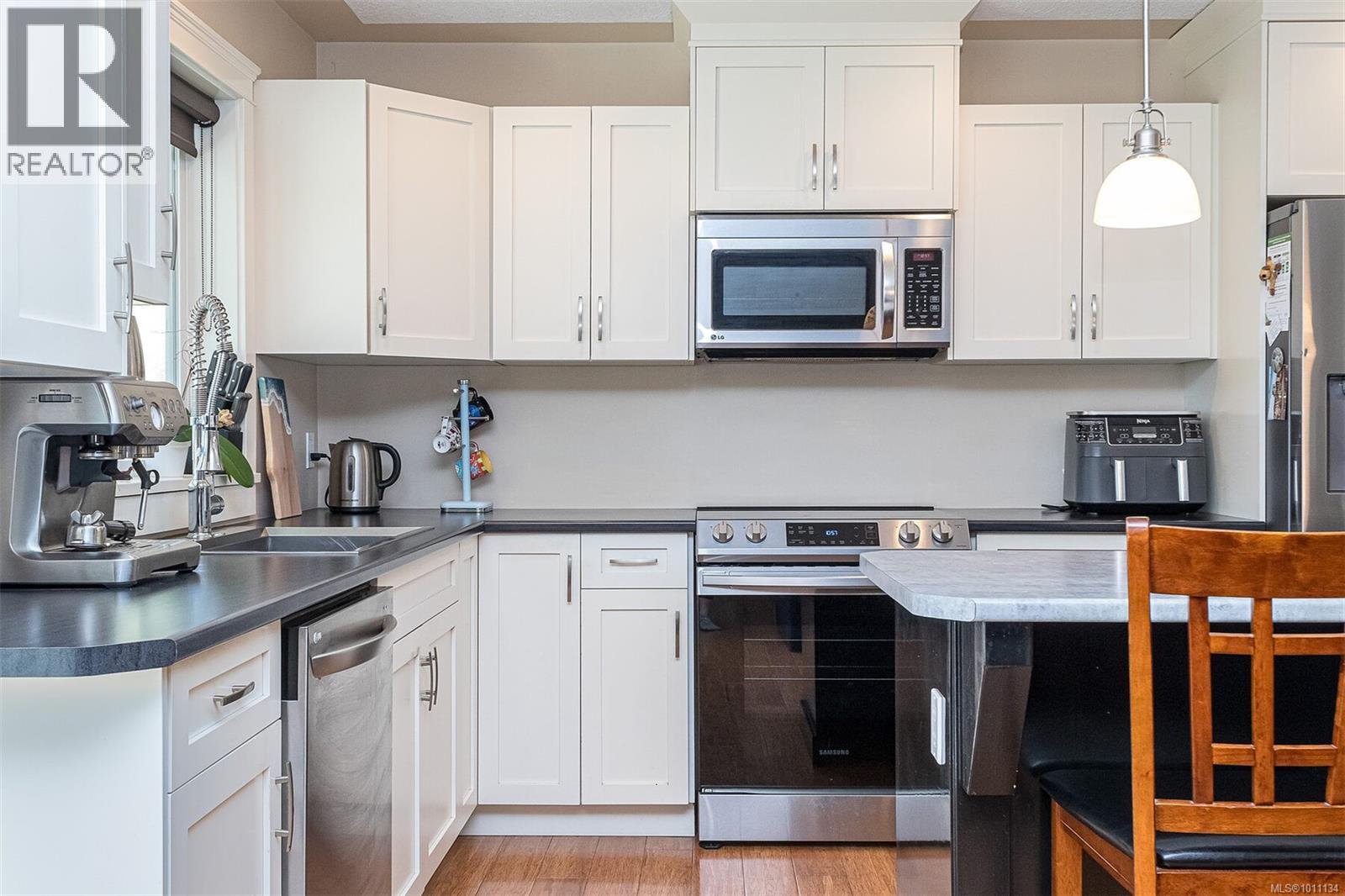 Photo 18 of 9611 Askew Creek Dr, Chemainus BC