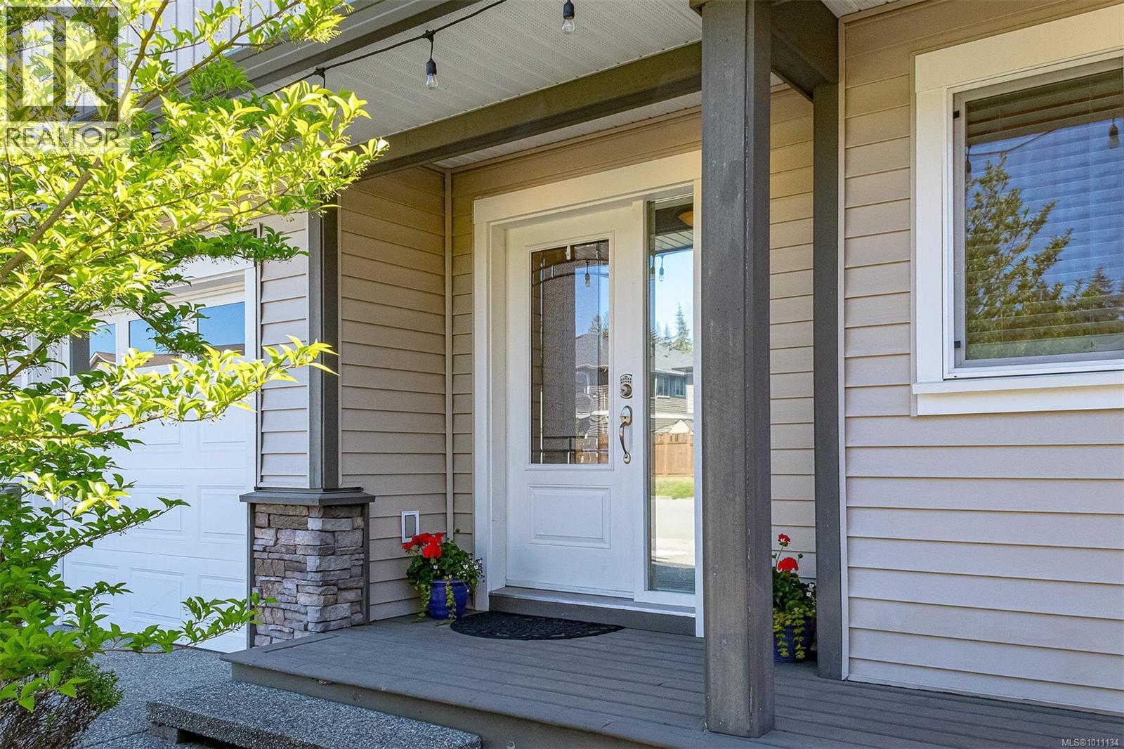 Photo 26 of 9611 Askew Creek Dr, Chemainus BC