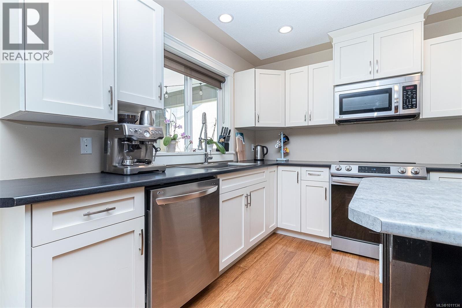 Photo 27 of 9611 Askew Creek Dr, Chemainus BC