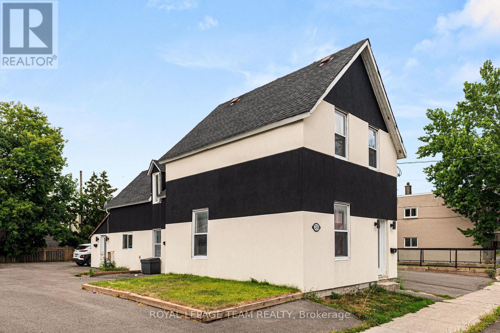 Photo 18 of 244 250 256 258 Hannah Street, Ottawa ON