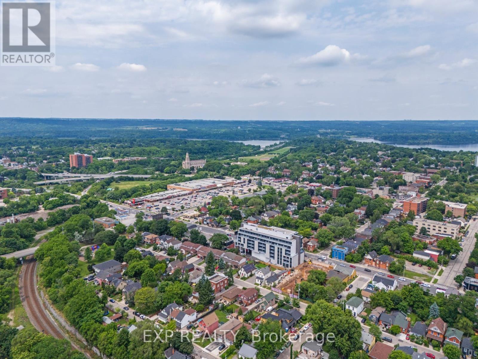 Photo 24 of 514 415 Main Street W, Hamilton ON