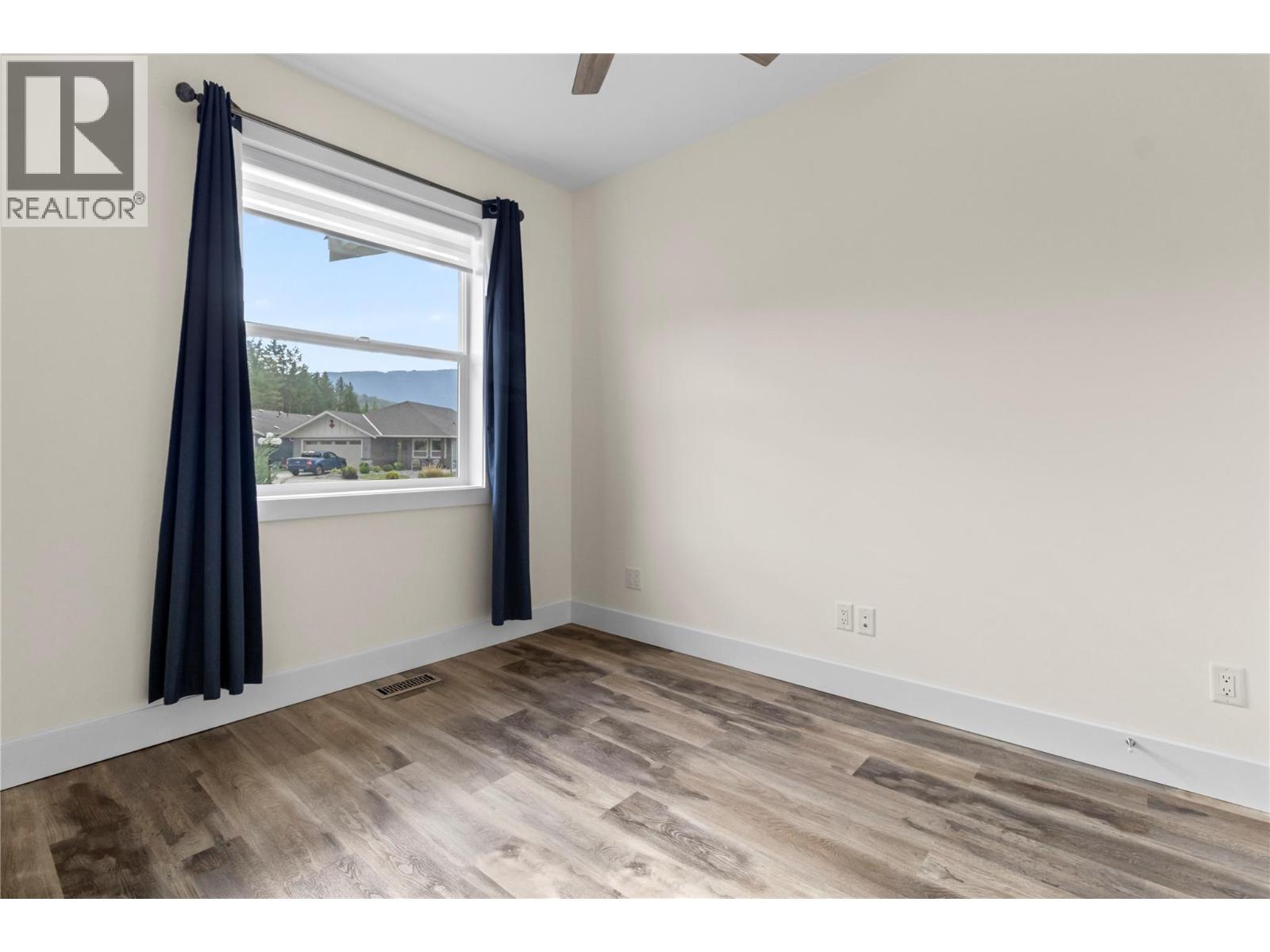 Photo 40 of 2715 Golf Course Drive Unit 28, Blind Bay BC