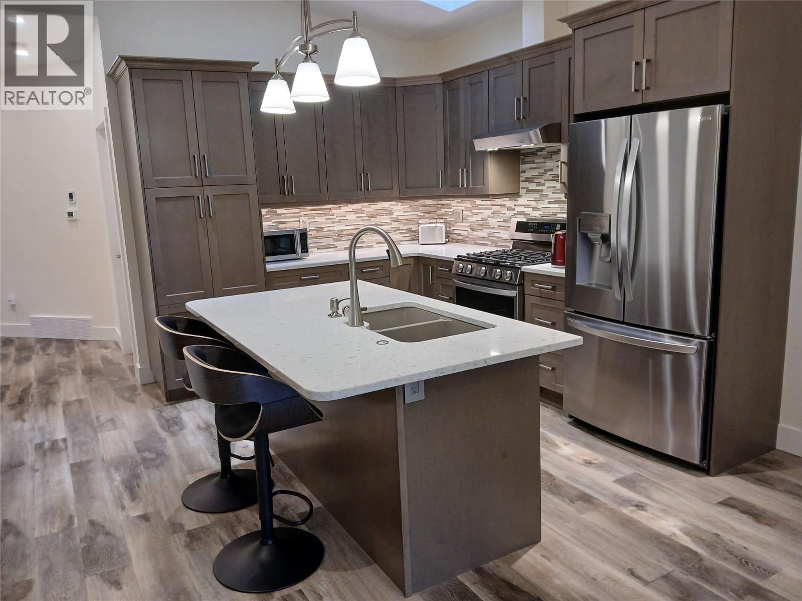 Photo 7 of 2715 Golf Course Drive Unit 28, Blind Bay BC