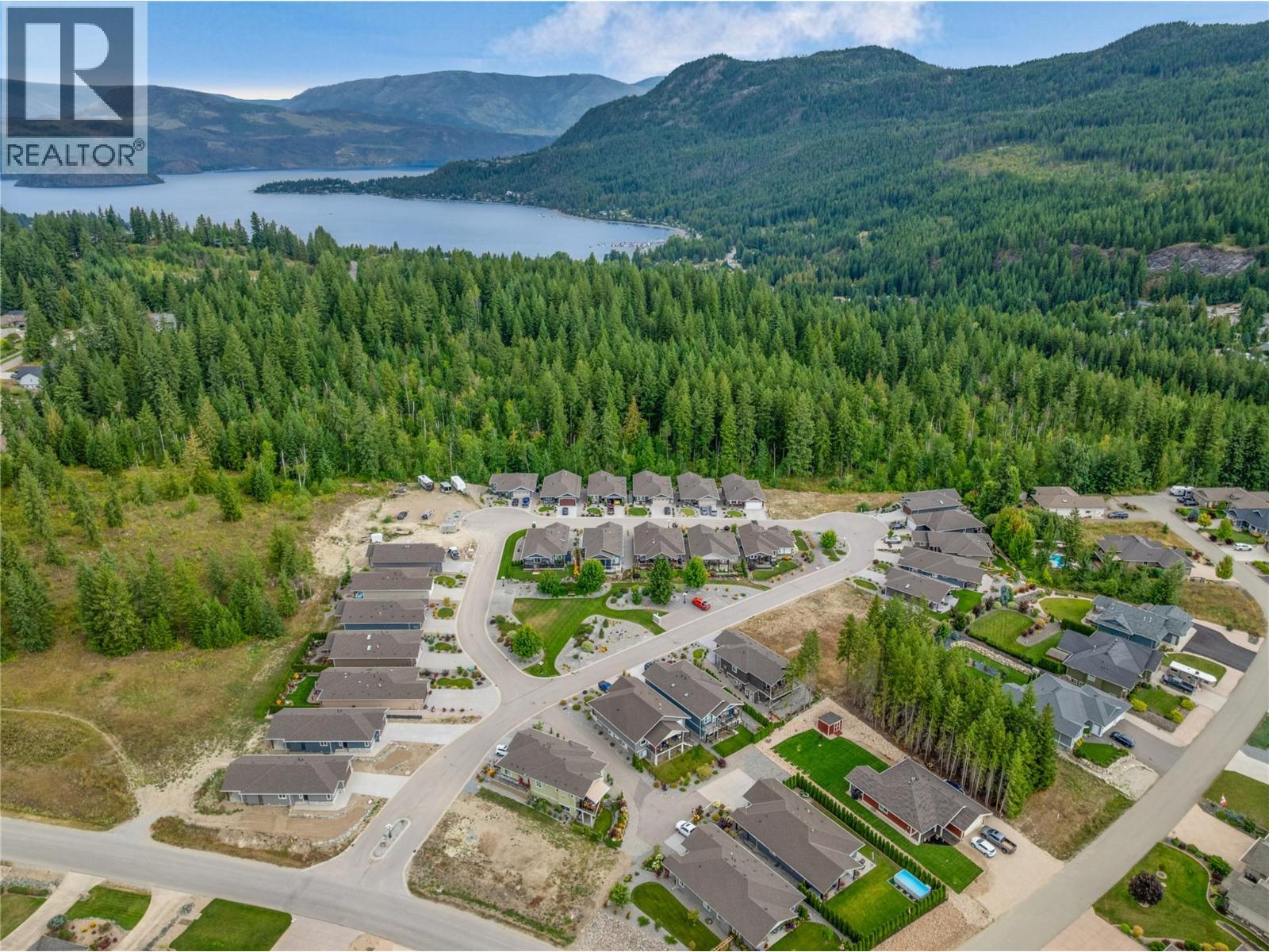 Photo 35 of 2715 Golf Course Drive Unit 28, Blind Bay BC