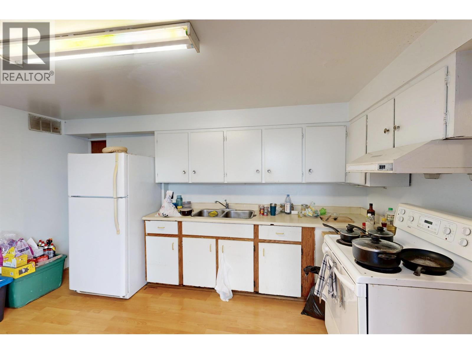 1349 E 14TH AVENUE, Vancouver