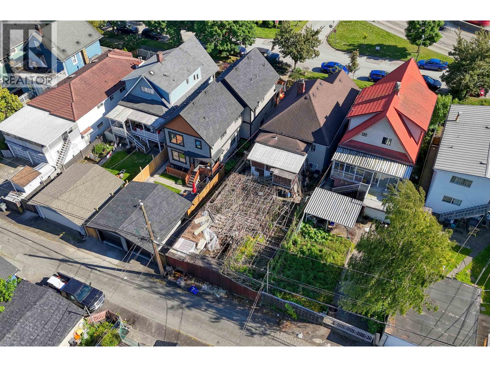 1349 E 14TH AVENUE, Vancouver