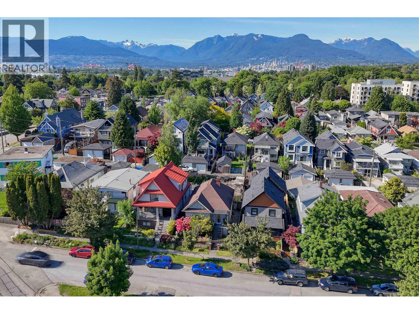 1349 E 14TH AVENUE, Vancouver