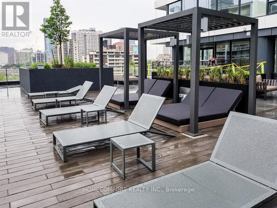 Photo 19 of 2906 85 Wood Street, Toronto ON