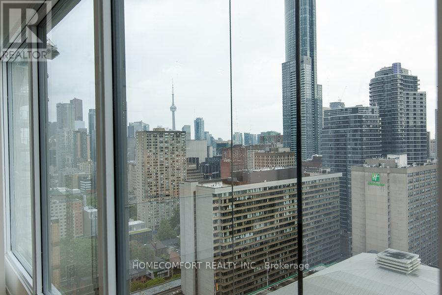 Photo 3 of 2906 85 Wood Street, Toronto ON