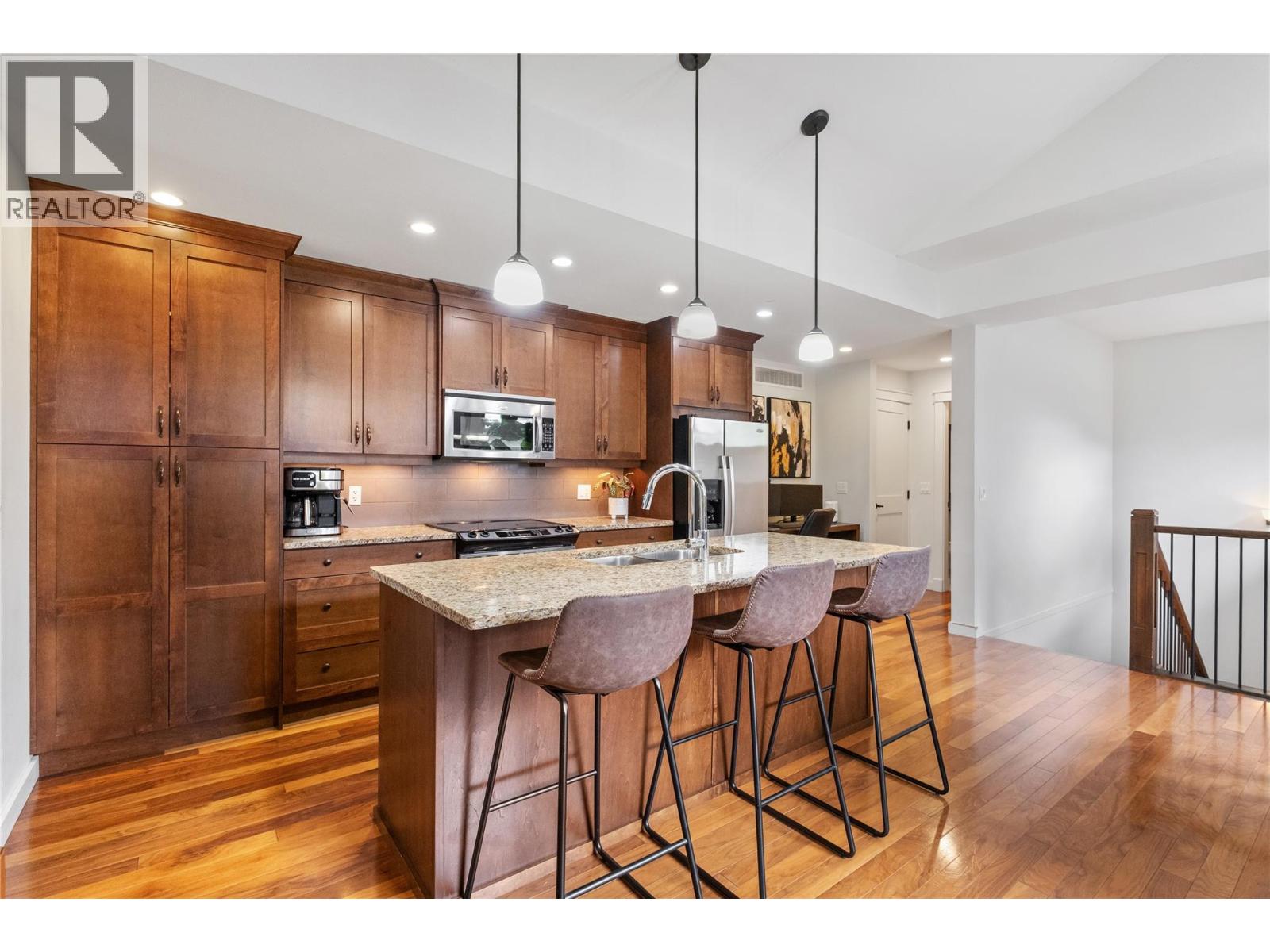 219 511 Yates Road, Kelowna
