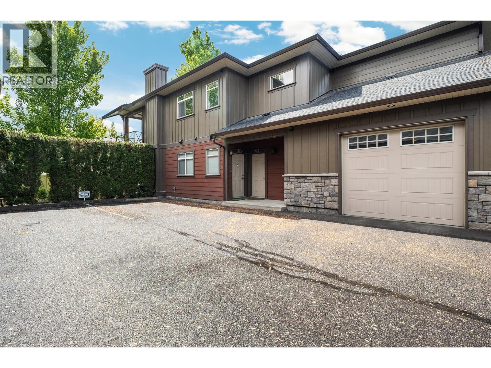 219 511 Yates Road, Kelowna
