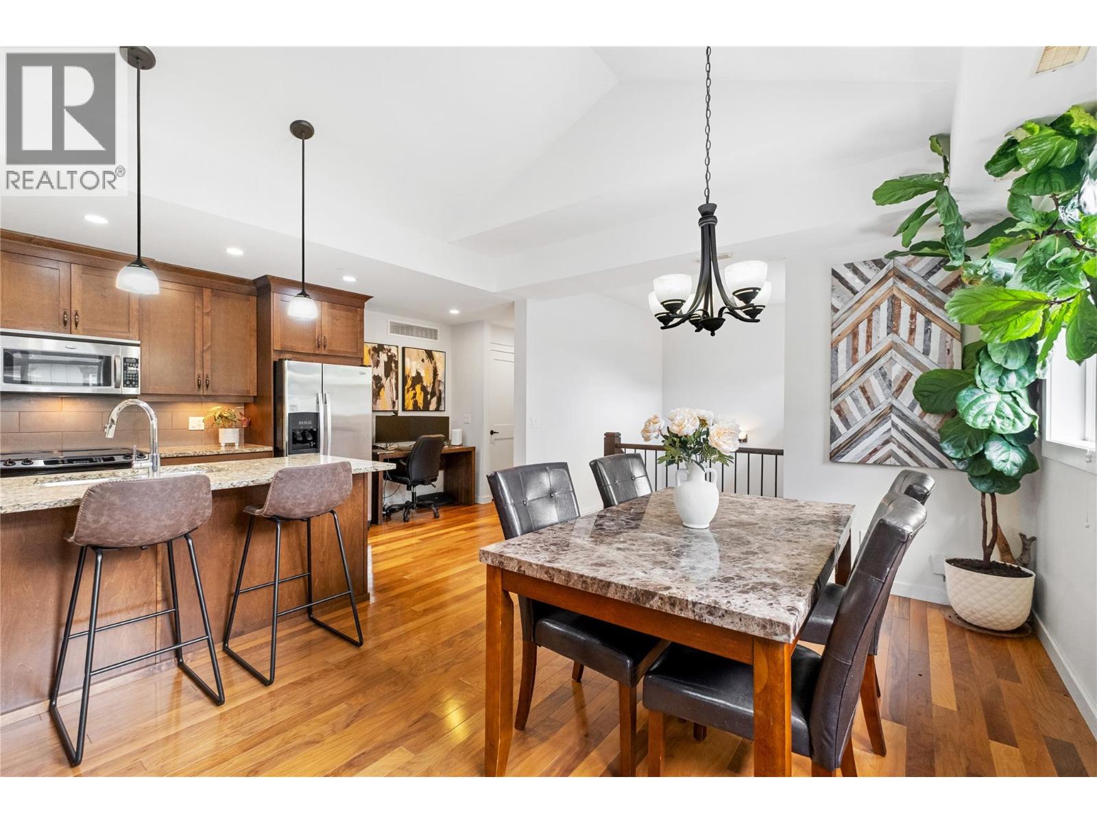 219 511 Yates Road, Kelowna