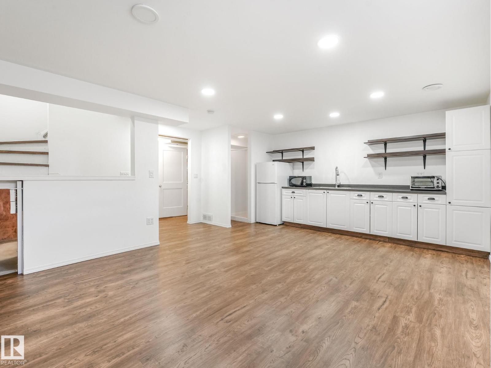 Photo 72 of 56 1428 Hodgson Wy Nw, Edmonton AB
