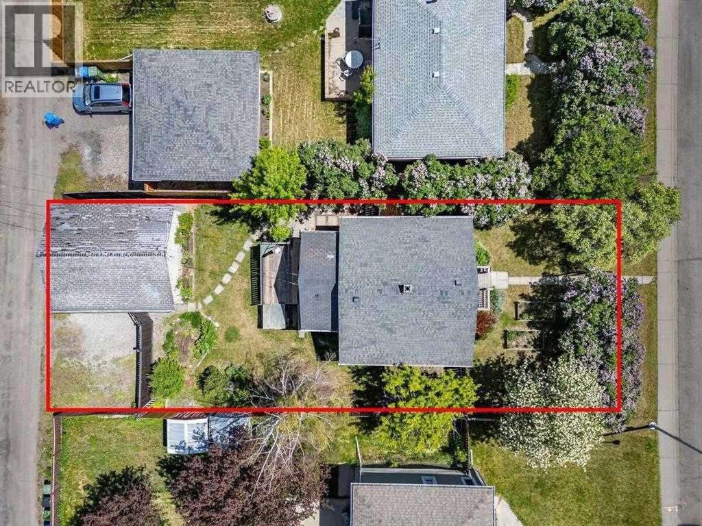 Single Family House Bungalow for Sale in   Avenue NW Bowness Calgary 