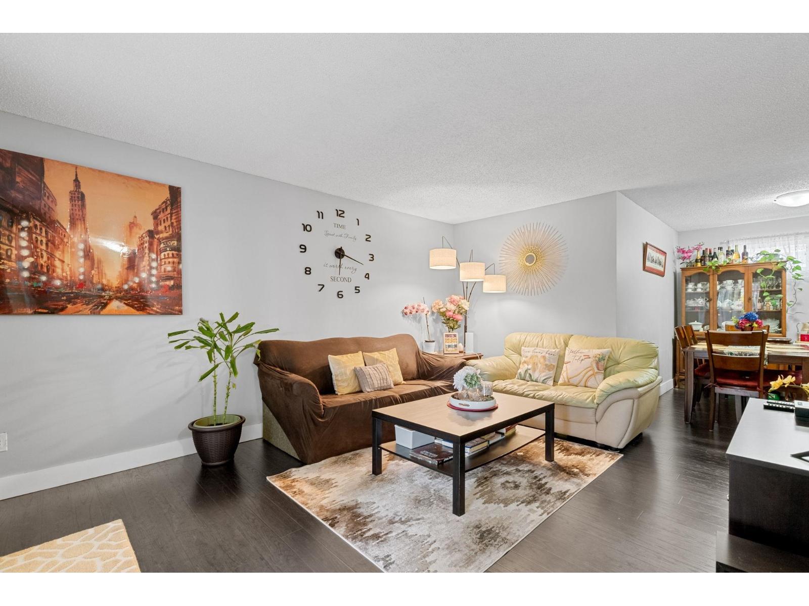 Photo 5 of 30 8555 King George Boulevard, Surrey BC