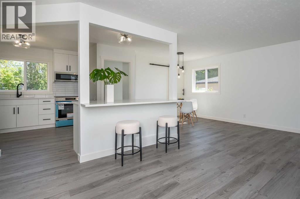 Single Family House Bungalow for Sale in   Avenue SW Kingsland Calgary 