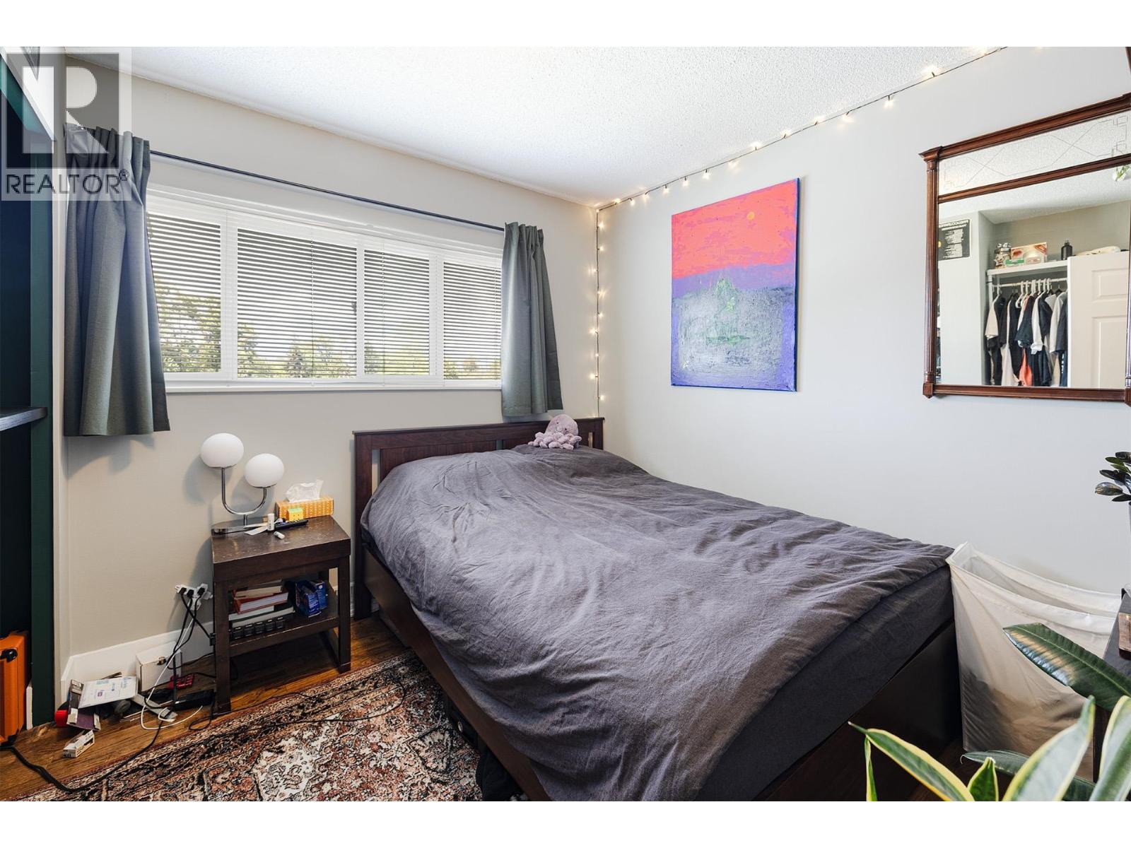 Photo 13 of 4378 Briarwood Crescent, Burnaby BC