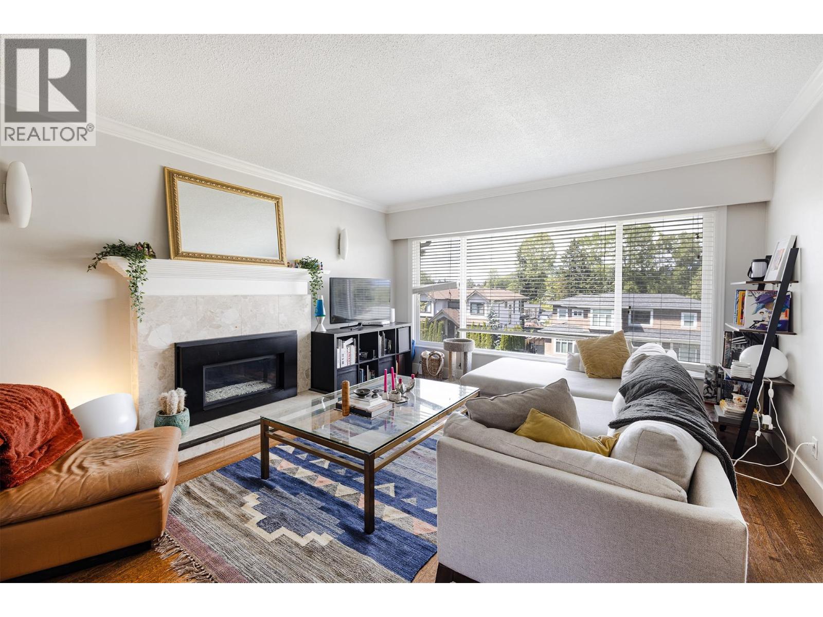 Photo 2 of 4378 Briarwood Crescent, Burnaby BC