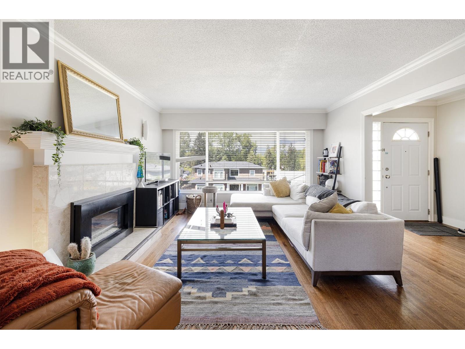 Photo 1 of 4378 Briarwood Crescent, Burnaby BC
