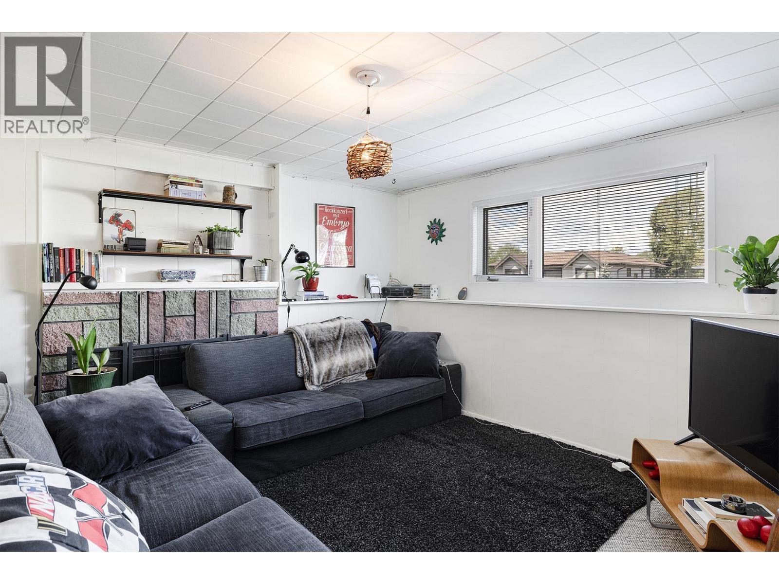 Photo 20 of 4378 Briarwood Crescent, Burnaby BC